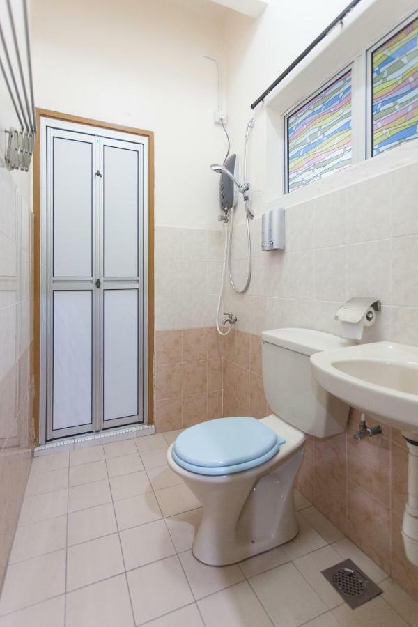Gunung View Homestay 10 To 12 Pax Near Sunway Tambun Ipoh Buitenkant foto